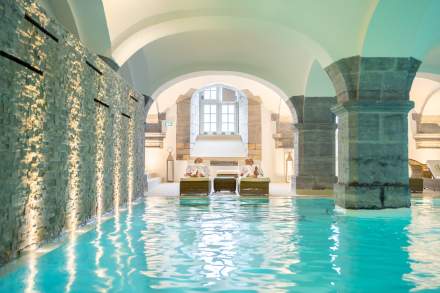 Spa Royal Hainaut Spa &amp; Resort Hotel in Valenciennes in the Nord region