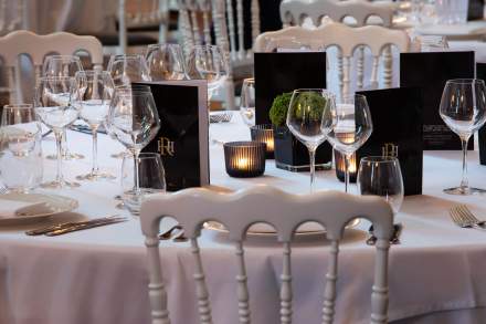 Table Royal Hainaut Spa & Resort Hôtel à Valenciennes dans le Nord
